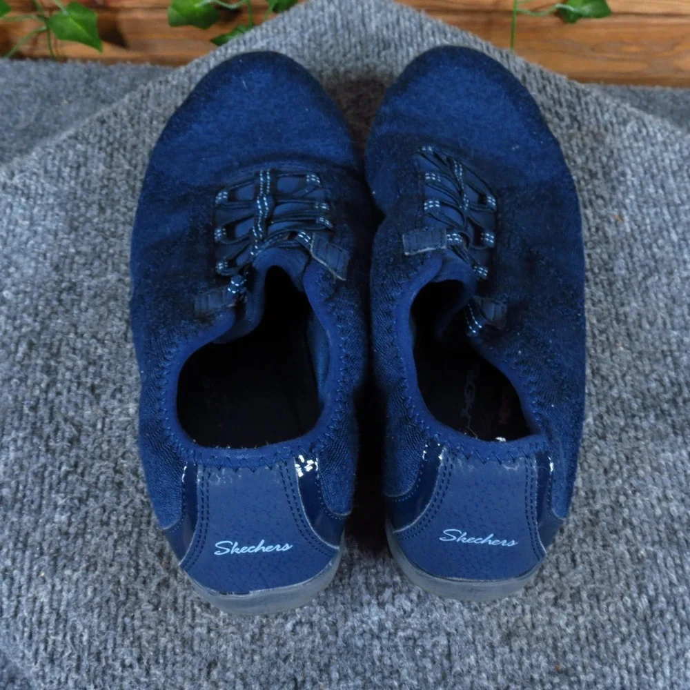 Skechers Breathe Easy Women Walking Shoe Sz 9 Comfort Athletic Navy Blue Textile